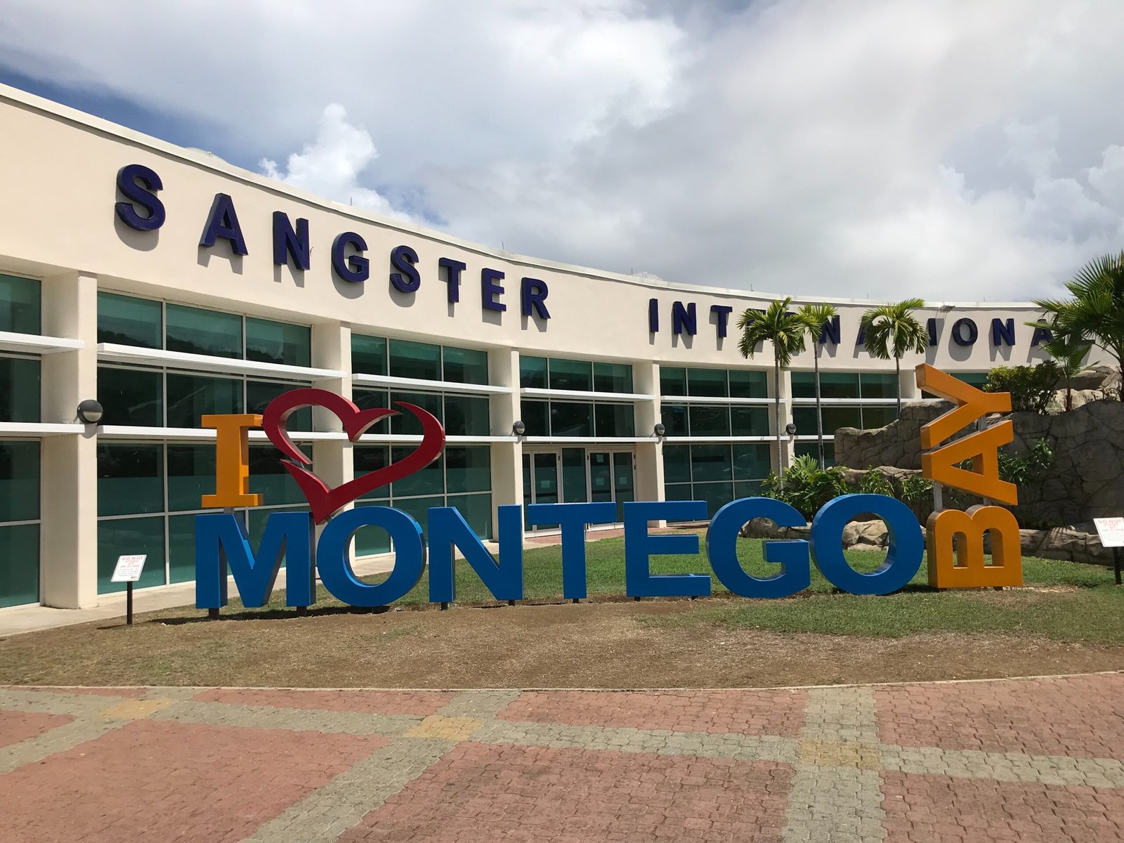 montego bay airport to hotels